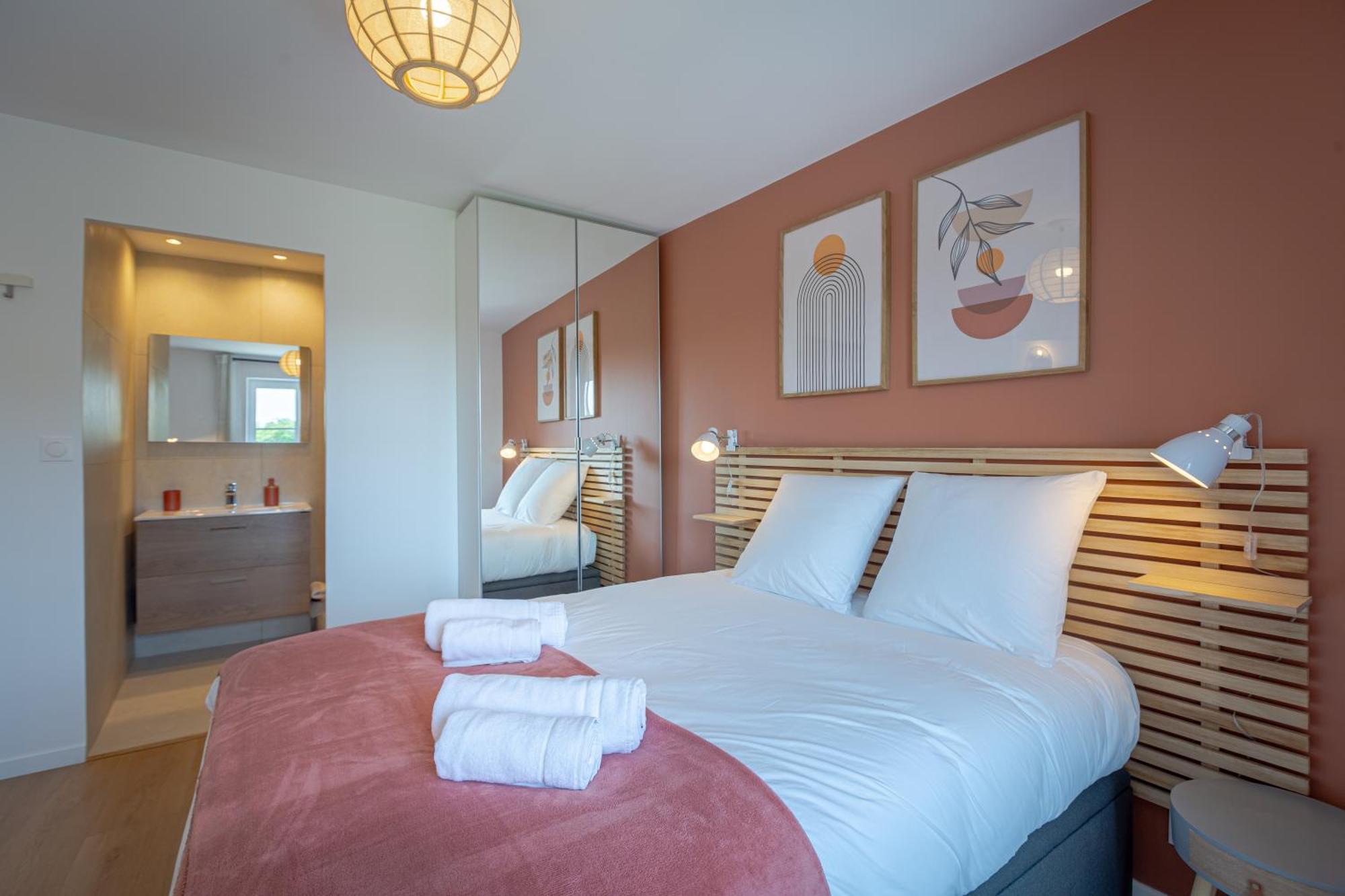 Couette-café Maison L'Escale, En Bords De Loire, 6 Chambres Avec Sdb Privee, Jardin & Terrasse Blois